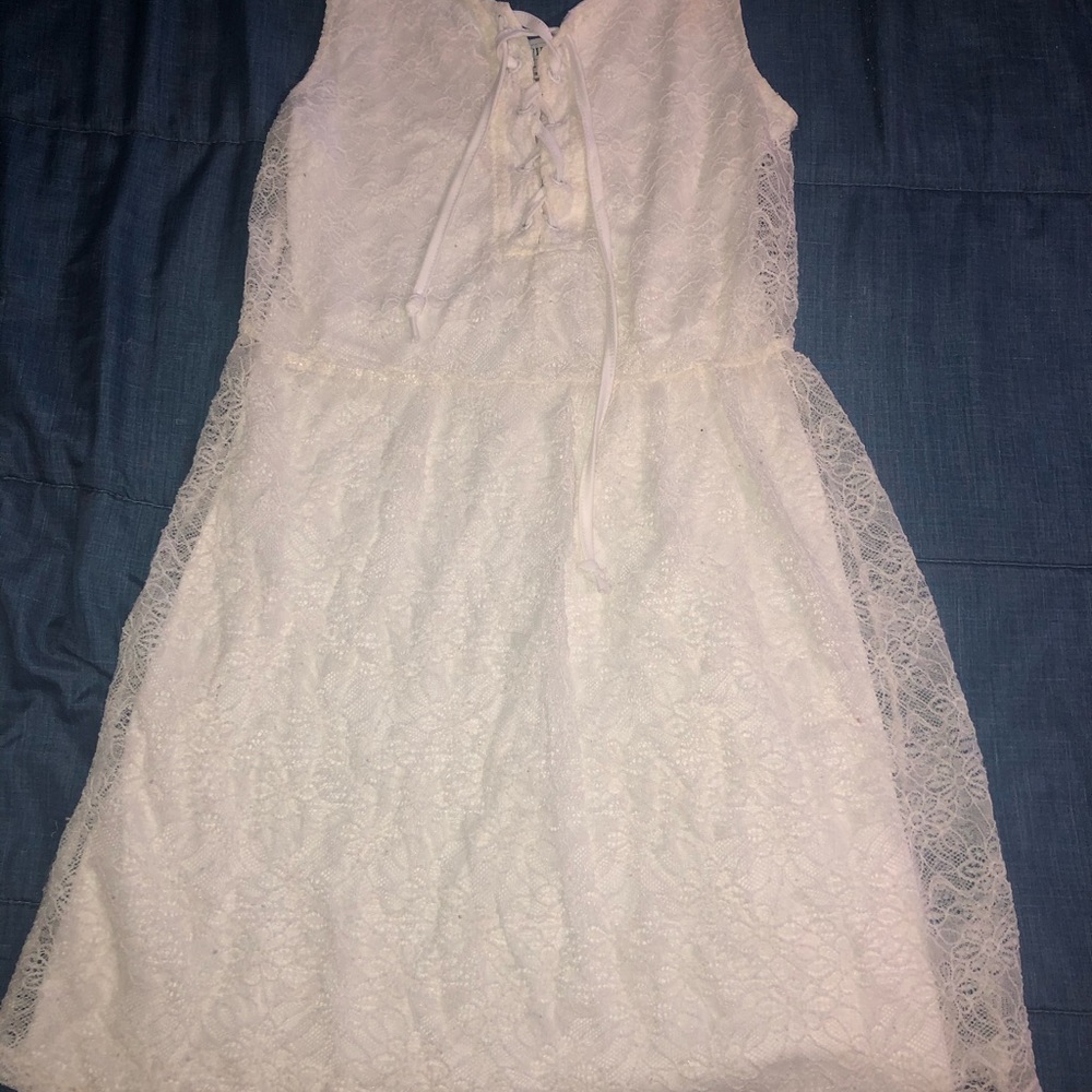 White lace dress